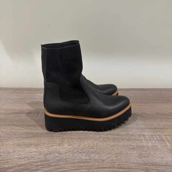 Chic Black Platform Sock Boots - Picture 4 of 7